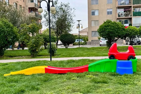 Actividad de Dino en un cumpleaños infantil